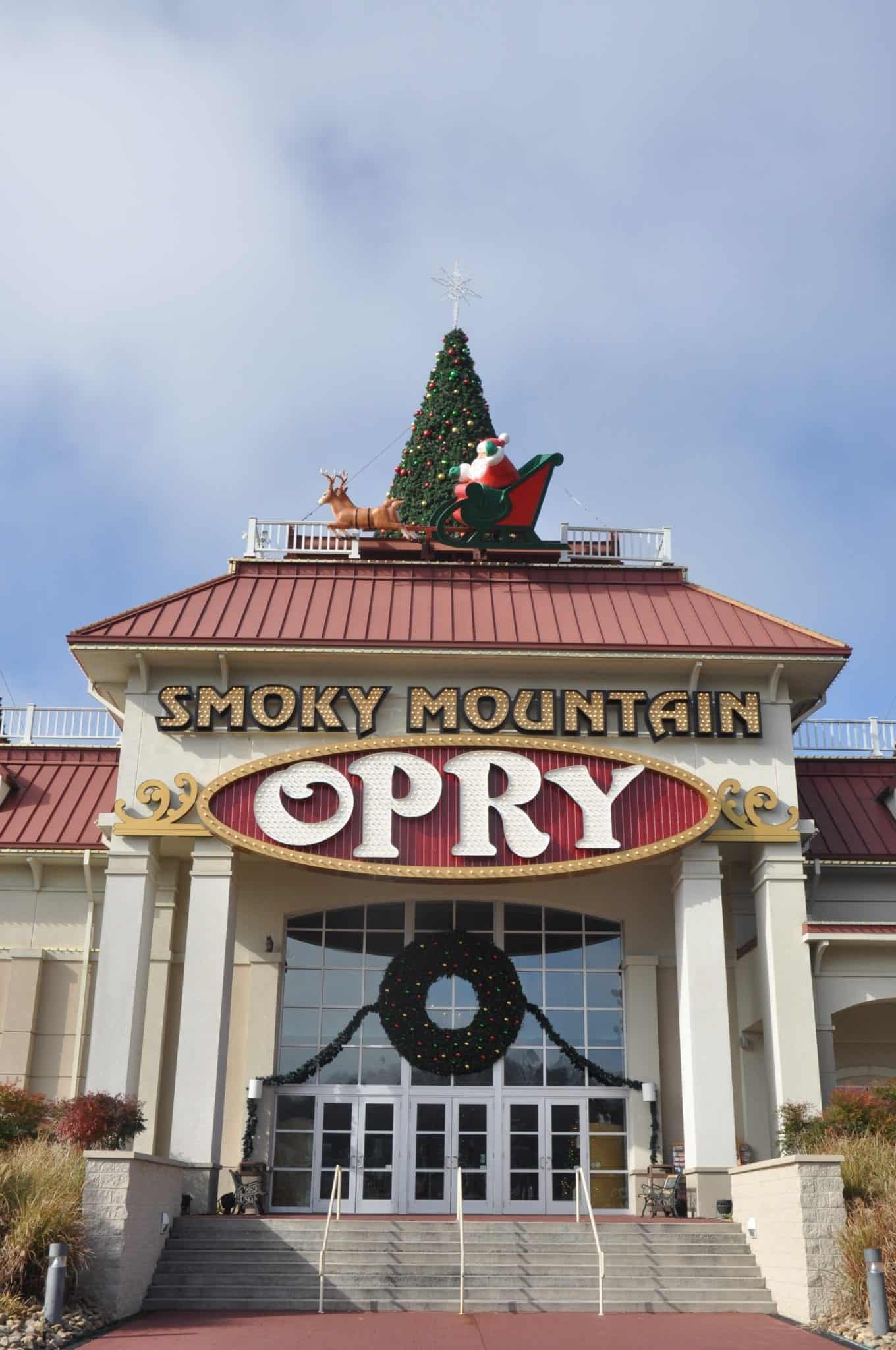 4 Wonderful Christmas Shows in Pigeon Smoky Mountain Navigator