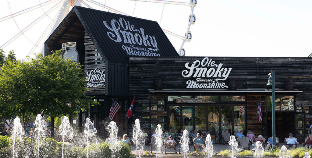 Ole Smoky Moonshine Barn exterior